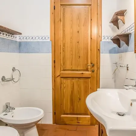 בית נופש Casale Le Pitte *