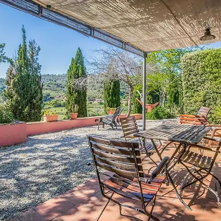 בית נופש Casale Le Pitte *